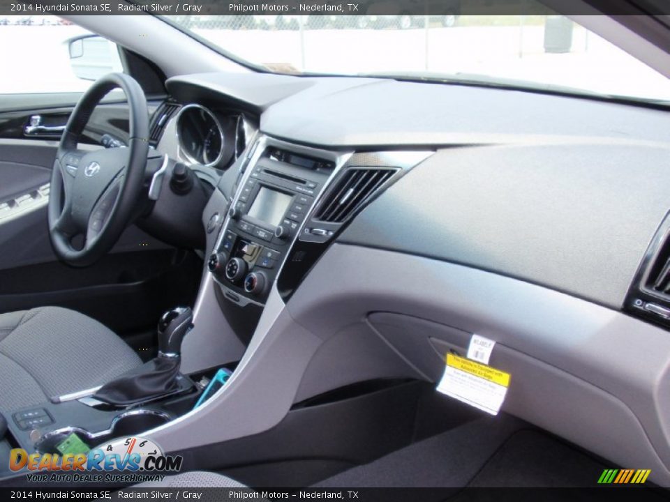 2014 Hyundai Sonata SE Radiant Silver / Gray Photo #19