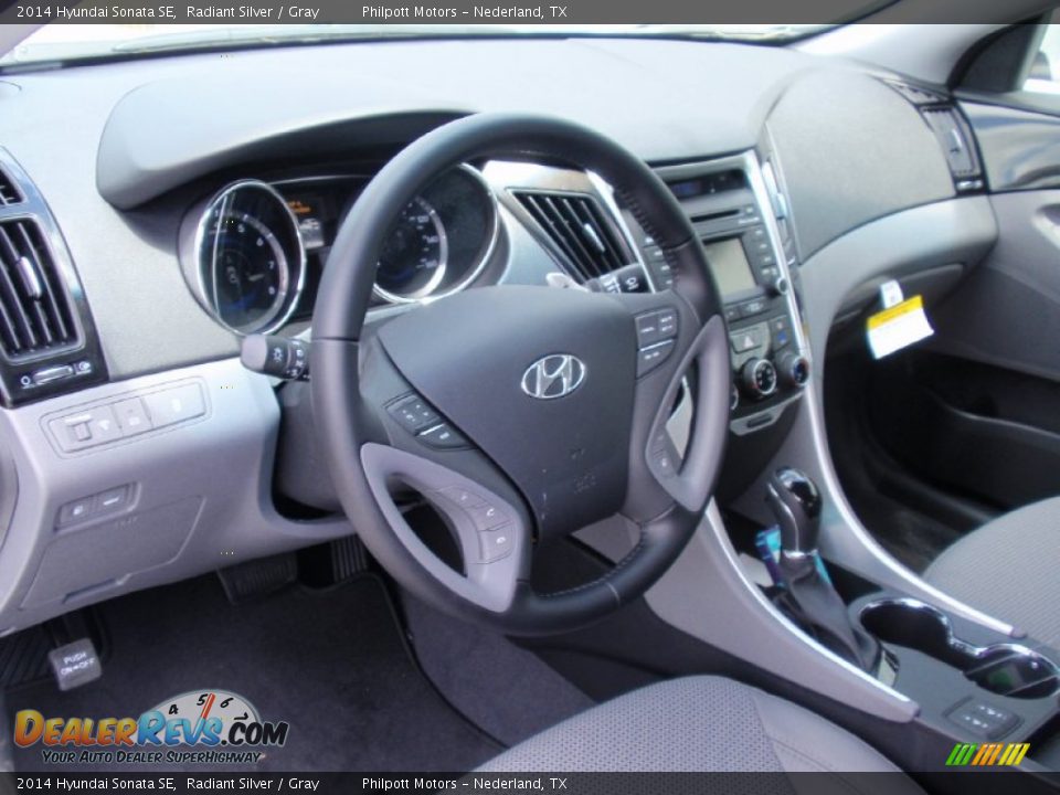 2014 Hyundai Sonata SE Radiant Silver / Gray Photo #26