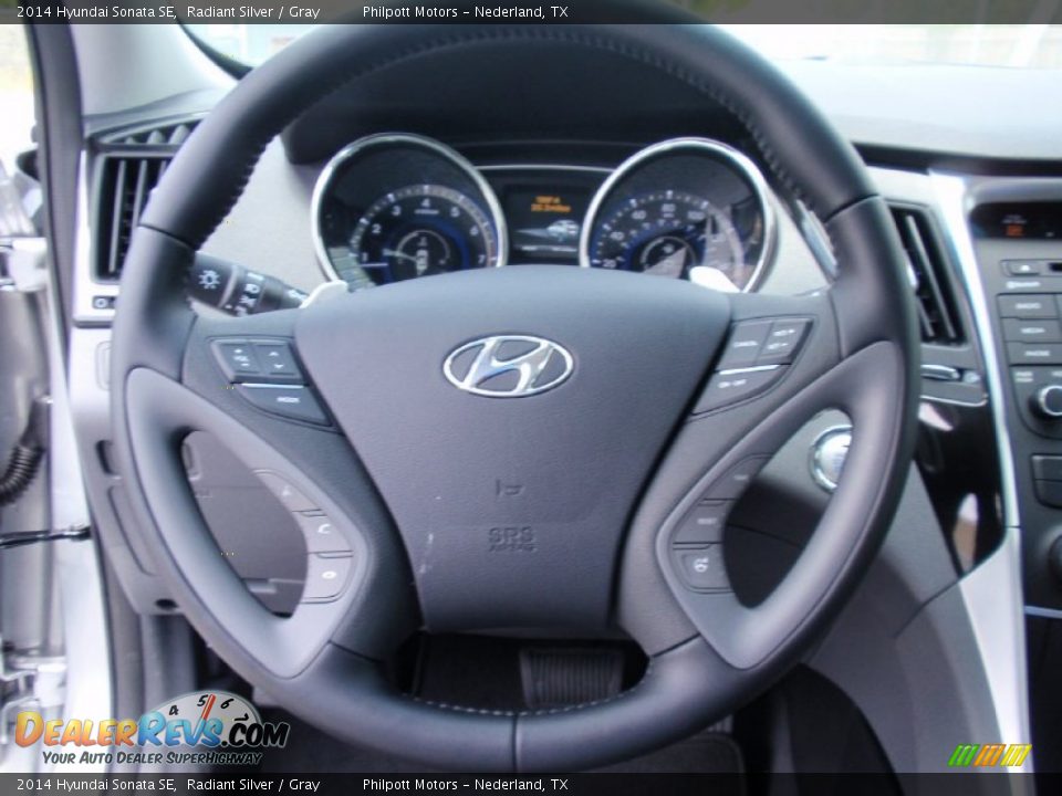 2014 Hyundai Sonata SE Radiant Silver / Gray Photo #32