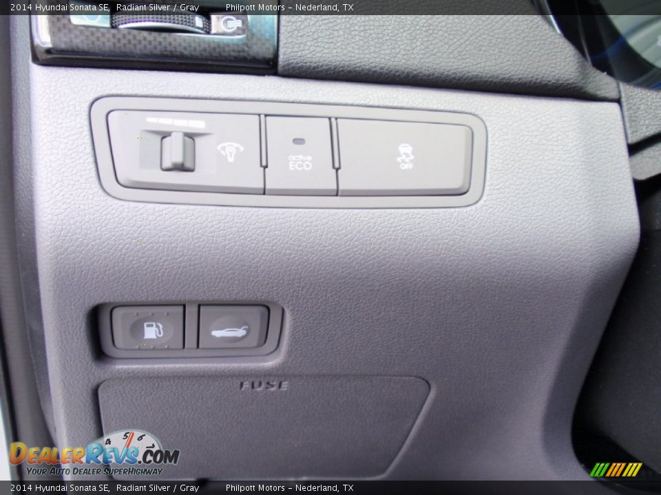 2014 Hyundai Sonata SE Radiant Silver / Gray Photo #34