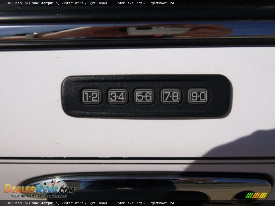 2007 Mercury Grand Marquis LS Vibrant White / Light Camel Photo #9