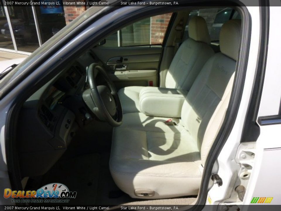 2007 Mercury Grand Marquis LS Vibrant White / Light Camel Photo #10