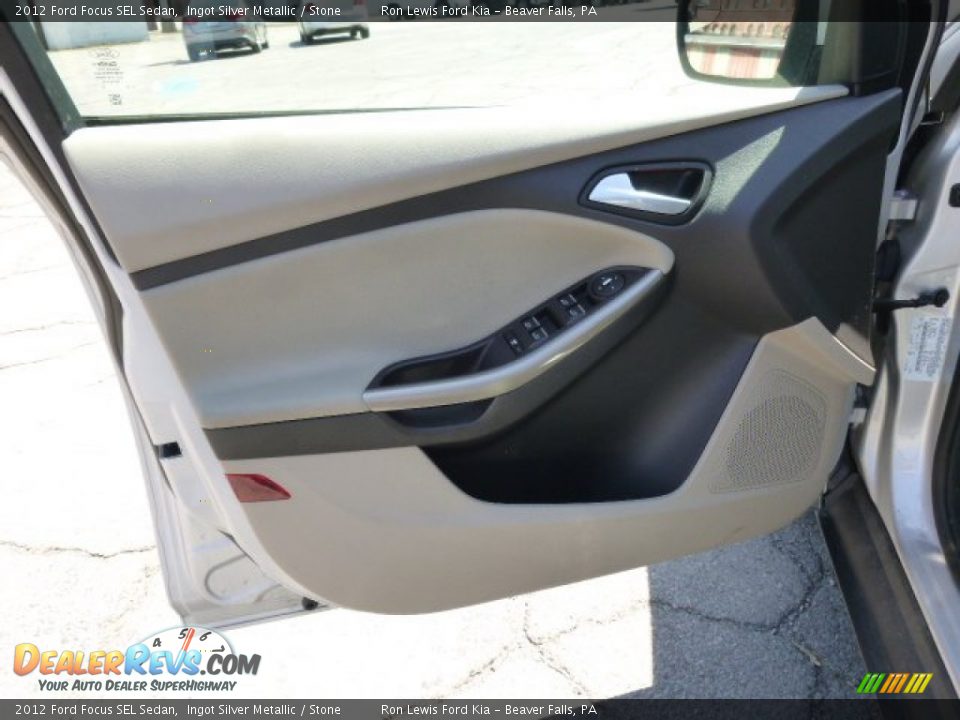 2012 Ford Focus SEL Sedan Ingot Silver Metallic / Stone Photo #11