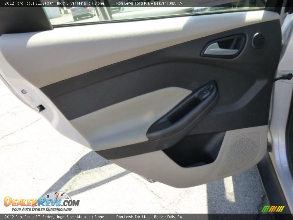 2012 Ford Focus SEL Sedan Ingot Silver Metallic / Stone Photo #13