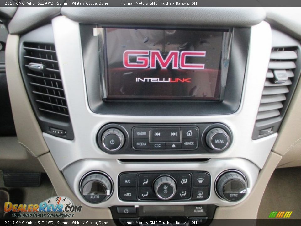 Controls of 2015 GMC Yukon SLE 4WD Photo #7