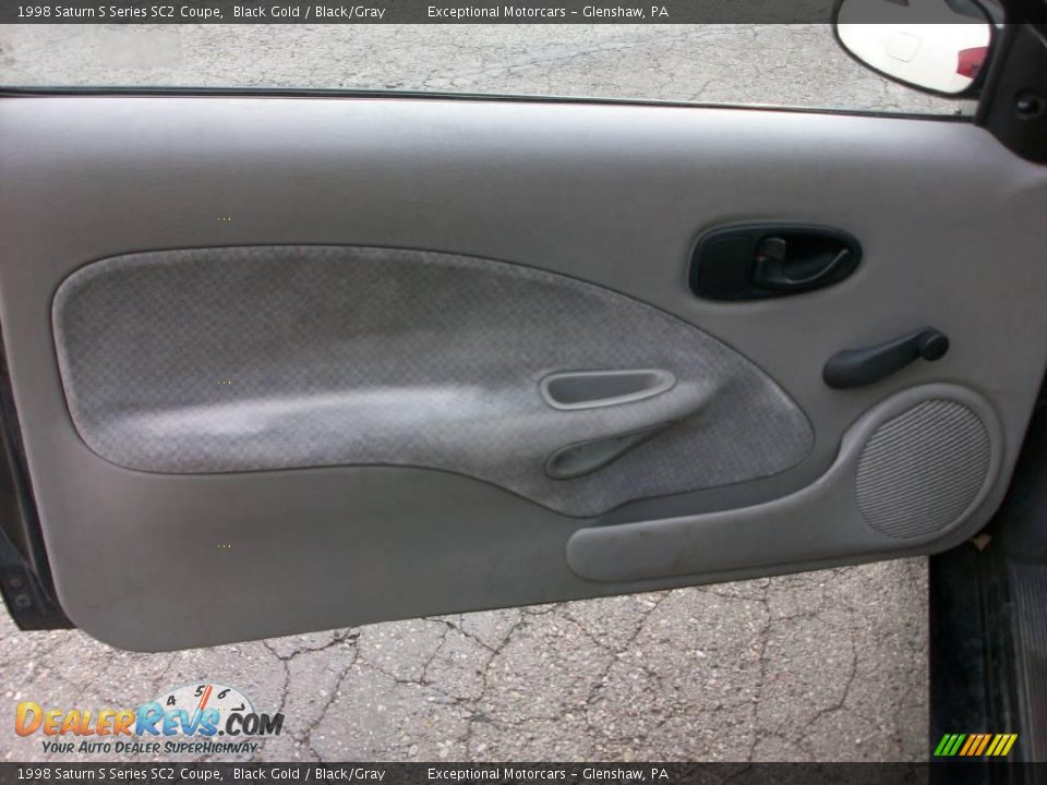 1998 Saturn S Series SC2 Coupe Black Gold / Black/Gray Photo #14