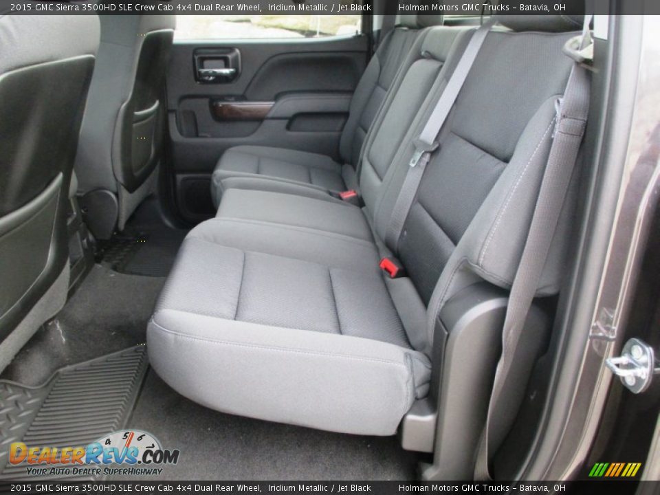 Rear Seat of 2015 GMC Sierra 3500HD SLE Crew Cab 4x4 Dual Rear Wheel Photo #26