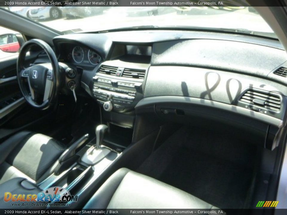 2009 Honda Accord EX-L Sedan Alabaster Silver Metallic / Black Photo #10