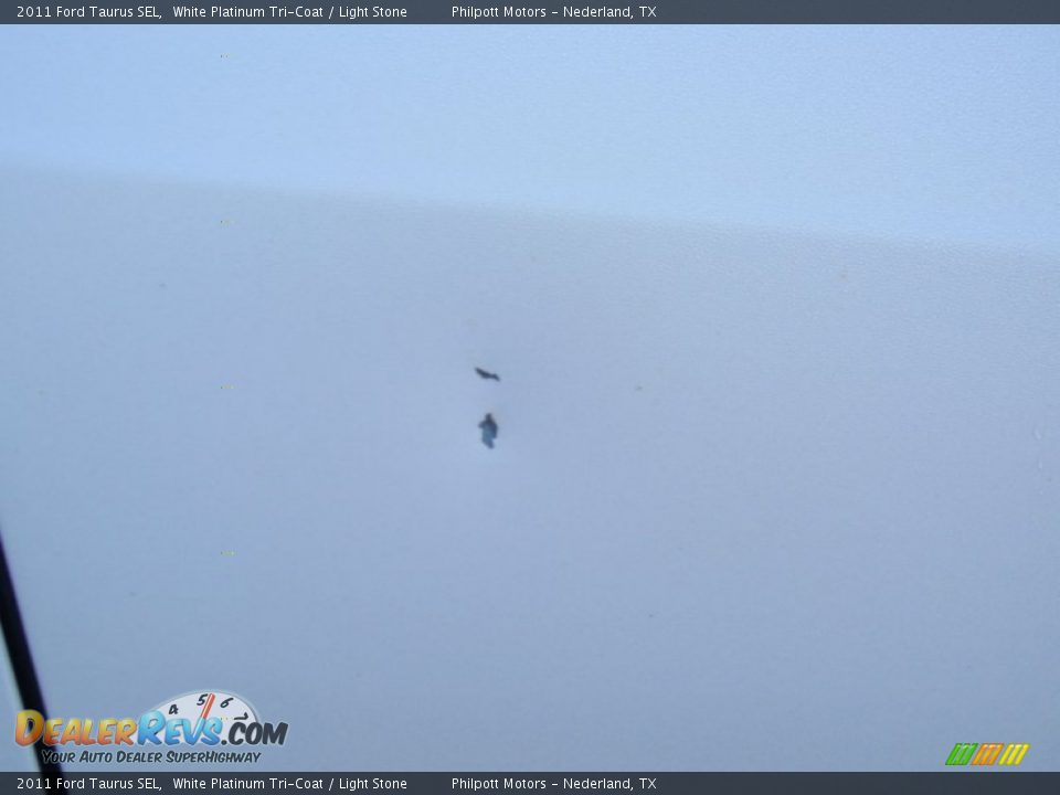 2011 Ford Taurus SEL White Platinum Tri-Coat / Light Stone Photo #16