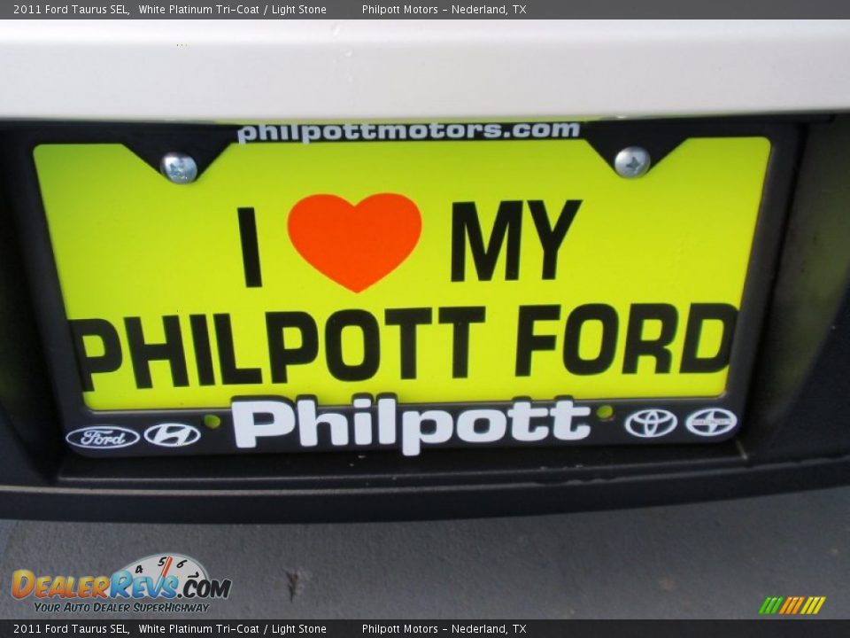 2011 Ford Taurus SEL White Platinum Tri-Coat / Light Stone Photo #20