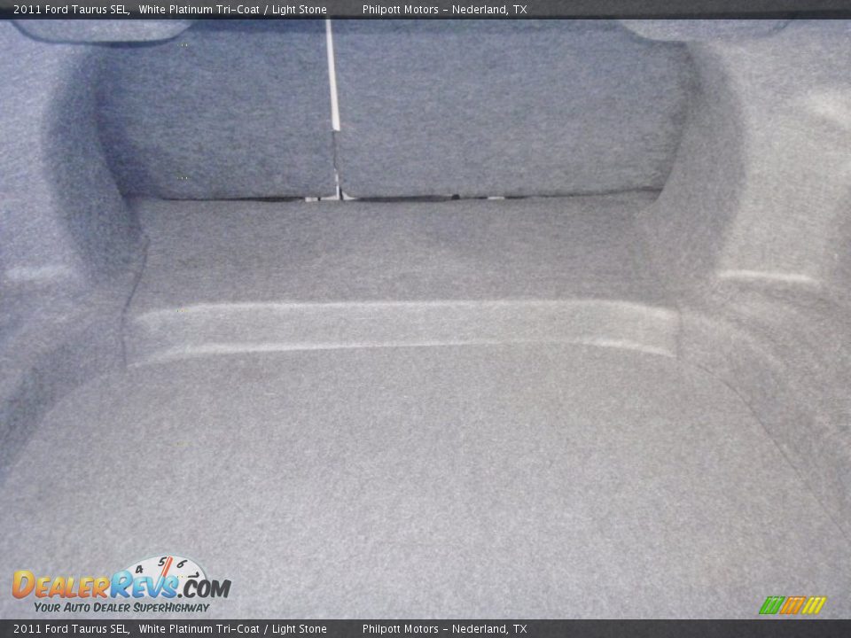 2011 Ford Taurus SEL White Platinum Tri-Coat / Light Stone Photo #29
