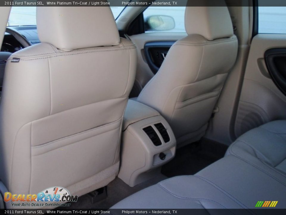 2011 Ford Taurus SEL White Platinum Tri-Coat / Light Stone Photo #31