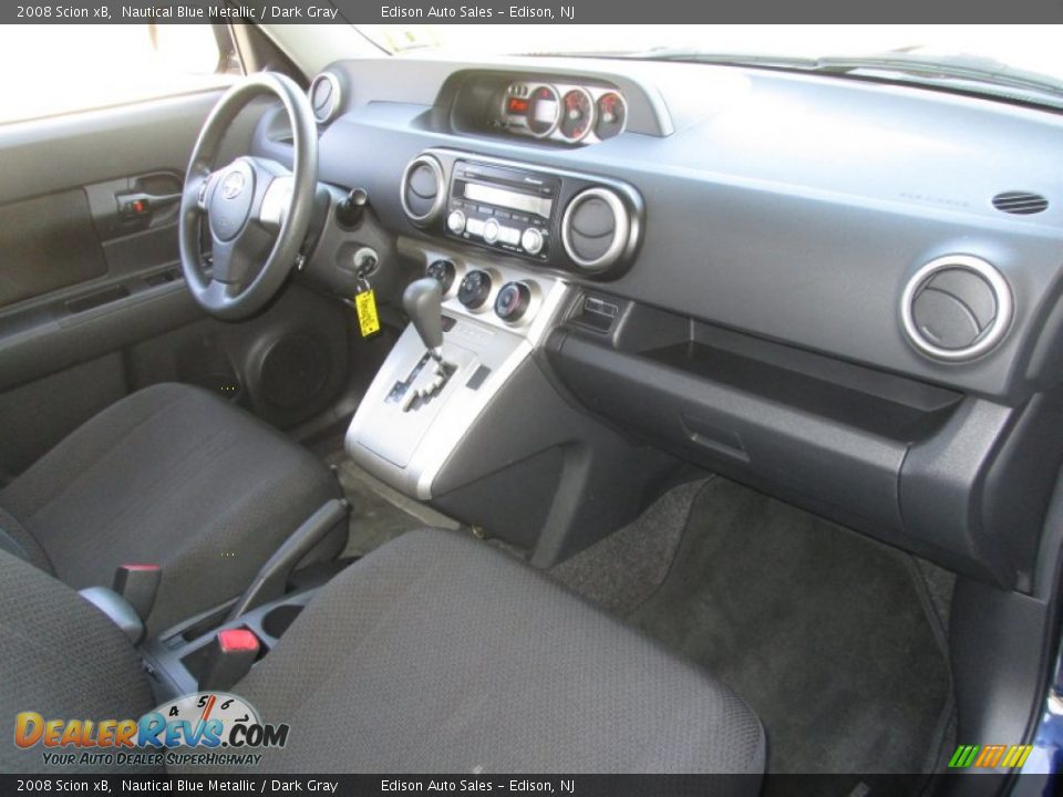 Dashboard of 2008 Scion xB  Photo #16