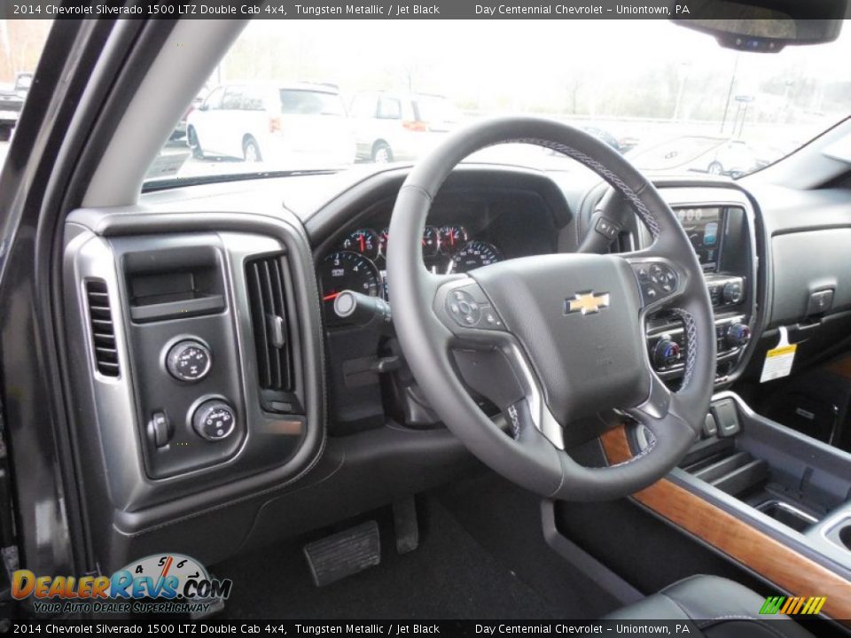 Dashboard of 2014 Chevrolet Silverado 1500 LTZ Double Cab 4x4 Photo #16