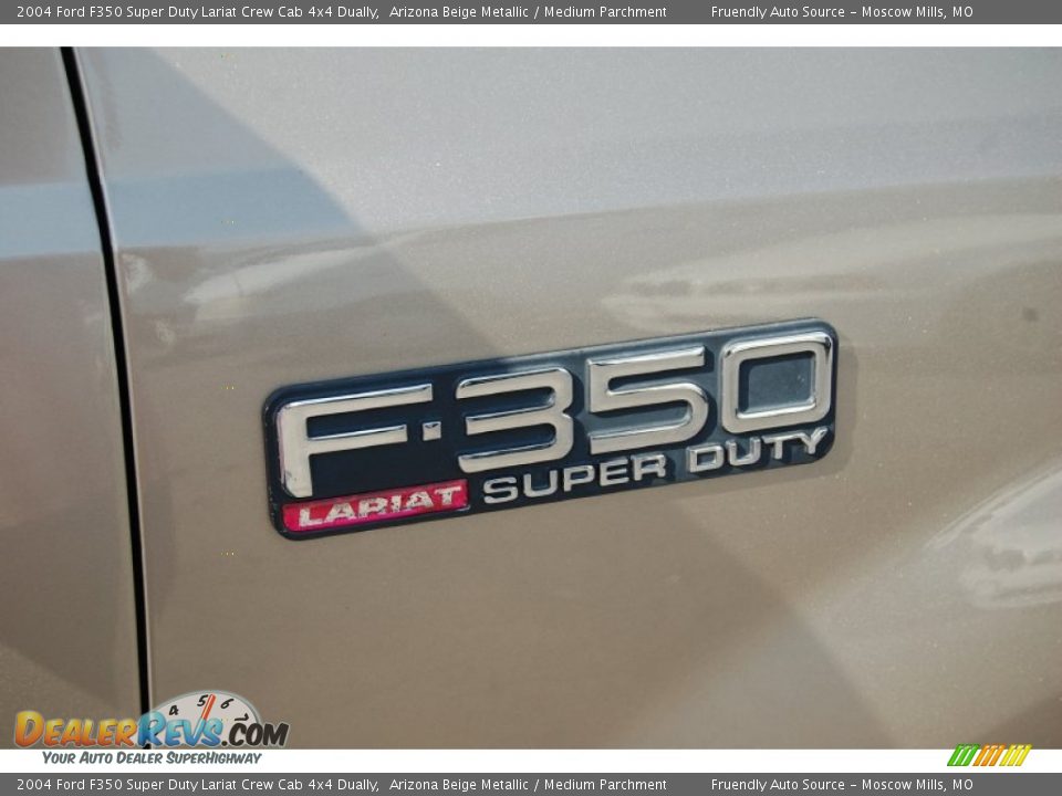 2004 Ford F350 Super Duty Lariat Crew Cab 4x4 Dually Arizona Beige Metallic / Medium Parchment Photo #26
