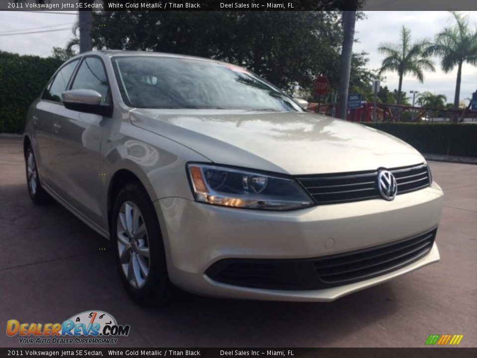 2011 Volkswagen Jetta SE Sedan White Gold Metallic / Titan Black Photo #7