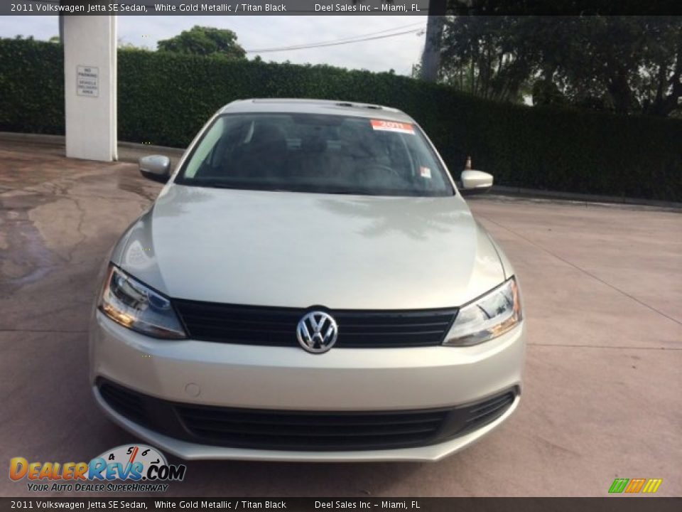 2011 Volkswagen Jetta SE Sedan White Gold Metallic / Titan Black Photo #8