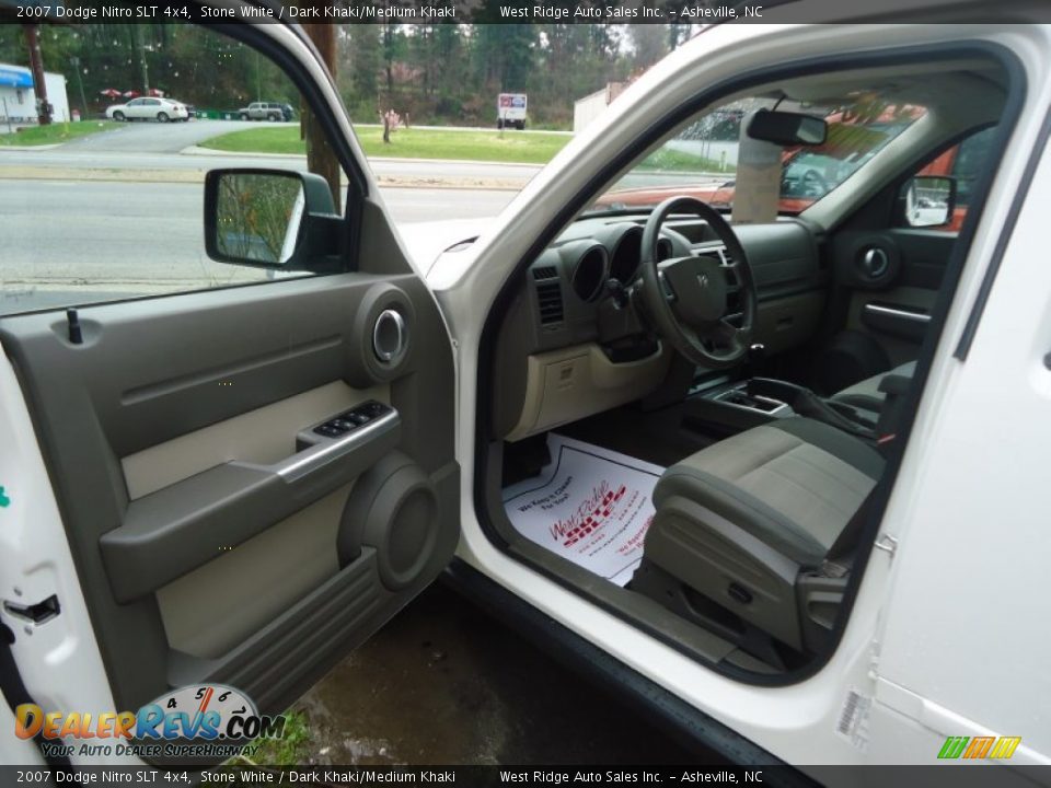 2007 Dodge Nitro SLT 4x4 Stone White / Dark Khaki/Medium Khaki Photo #7