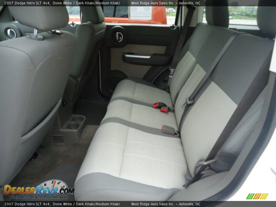 2007 Dodge Nitro SLT 4x4 Stone White / Dark Khaki/Medium Khaki Photo #15