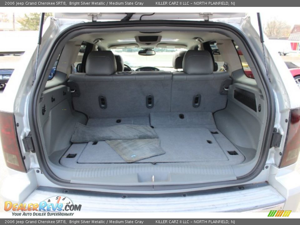 2006 Jeep Grand Cherokee SRT8 Bright Silver Metallic / Medium Slate Gray Photo #31