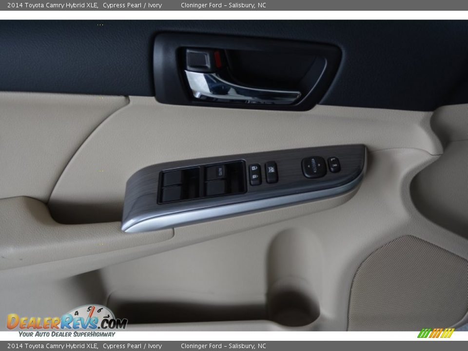 2014 Toyota Camry Hybrid XLE Cypress Pearl / Ivory Photo #5
