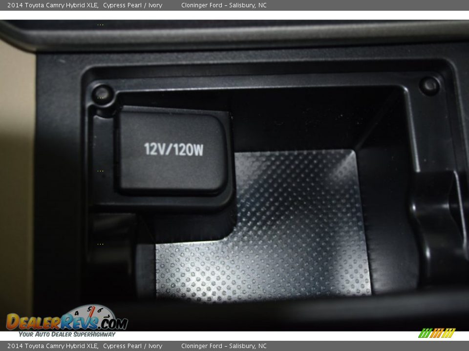 2014 Toyota Camry Hybrid XLE Cypress Pearl / Ivory Photo #18