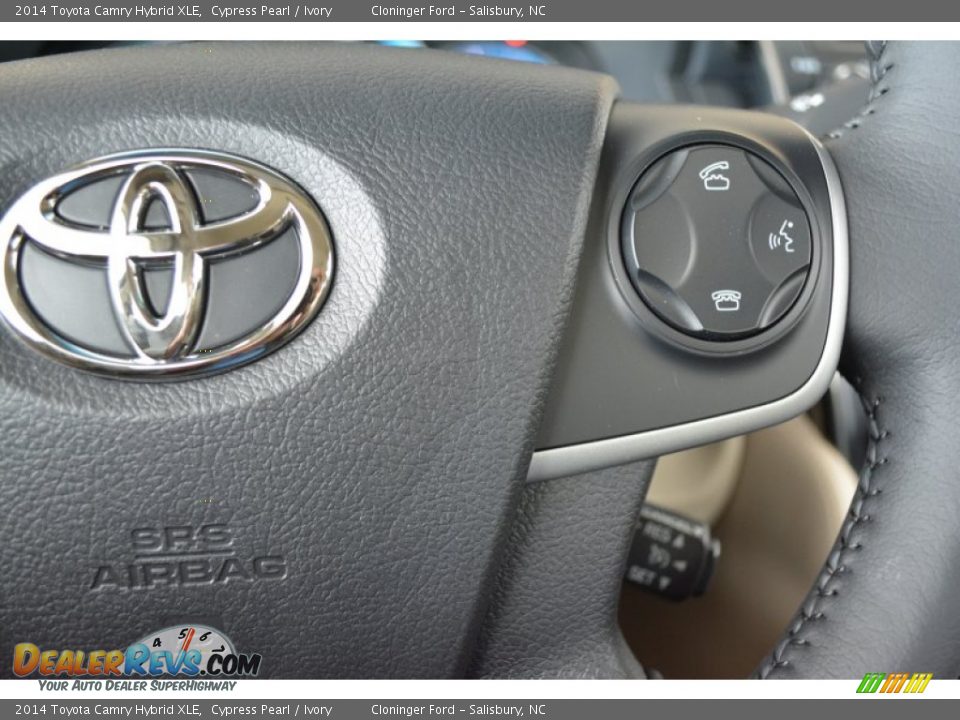 2014 Toyota Camry Hybrid XLE Cypress Pearl / Ivory Photo #23