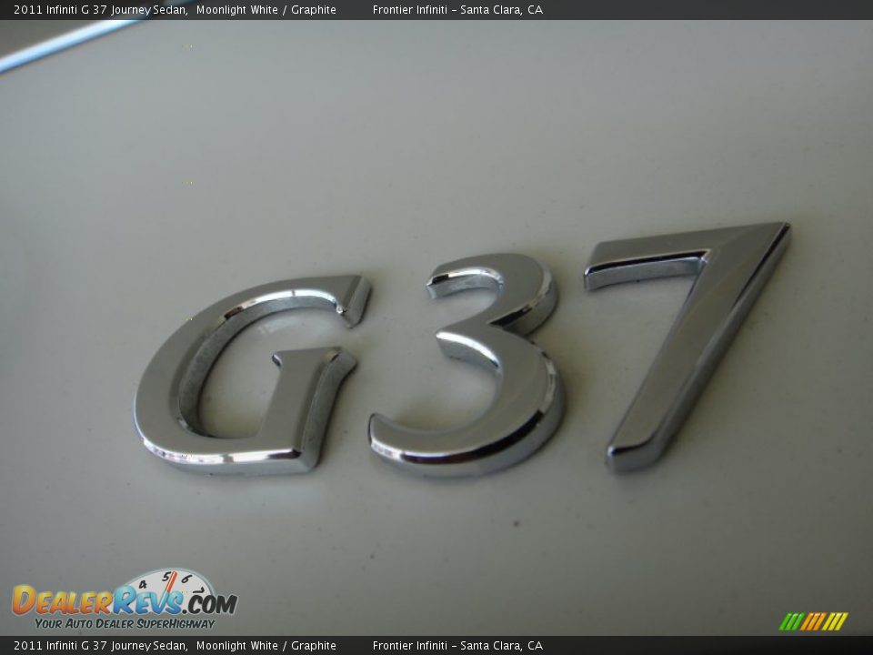 2011 Infiniti G 37 Journey Sedan Moonlight White / Graphite Photo #22