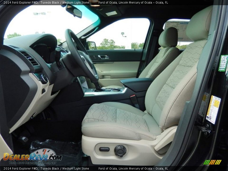 2014 Ford Explorer FWD Tuxedo Black / Medium Light Stone Photo #6