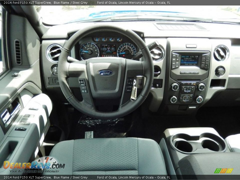 Dashboard of 2014 Ford F150 XLT SuperCrew Photo #8