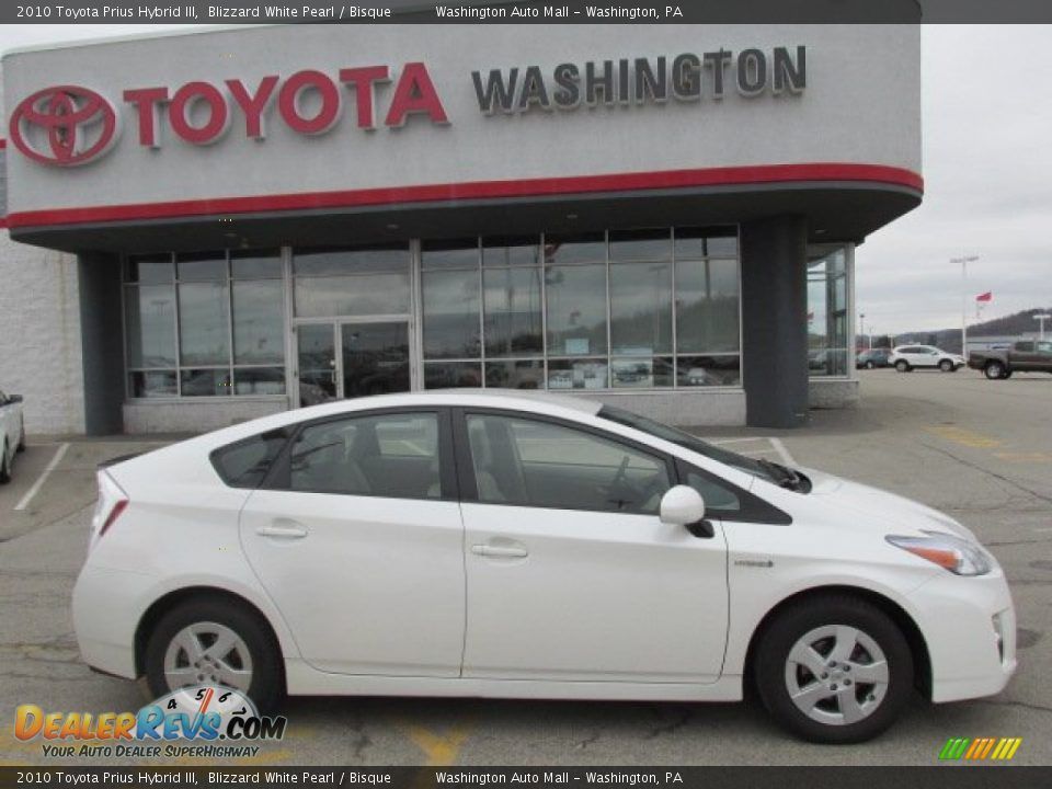 2010 Toyota Prius Hybrid III Blizzard White Pearl / Bisque Photo #2