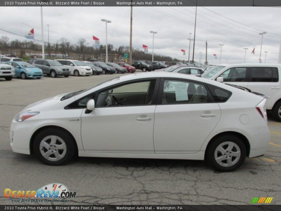 2010 Toyota Prius Hybrid III Blizzard White Pearl / Bisque Photo #5