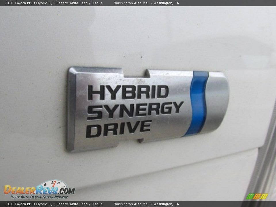2010 Toyota Prius Hybrid III Blizzard White Pearl / Bisque Photo #9