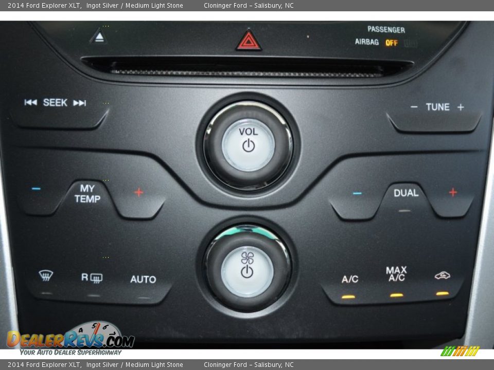 2014 Ford Explorer XLT Ingot Silver / Medium Light Stone Photo #20