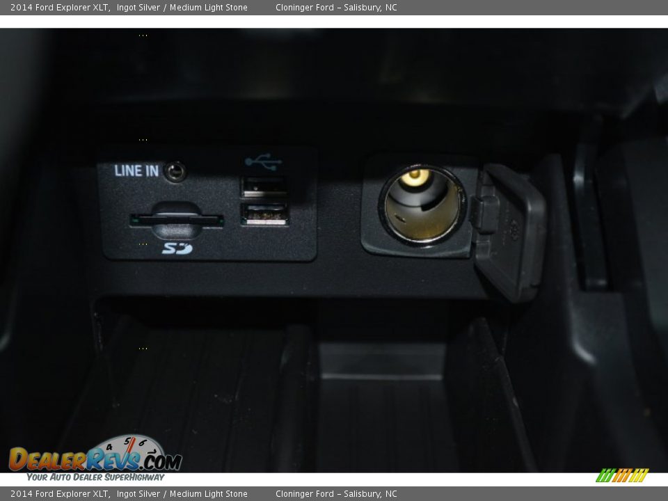 2014 Ford Explorer XLT Ingot Silver / Medium Light Stone Photo #22