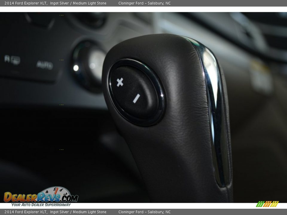 2014 Ford Explorer XLT Ingot Silver / Medium Light Stone Photo #25