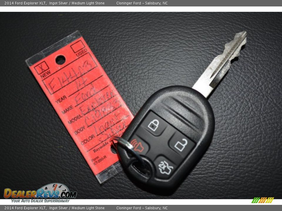 2014 Ford Explorer XLT Ingot Silver / Medium Light Stone Photo #31
