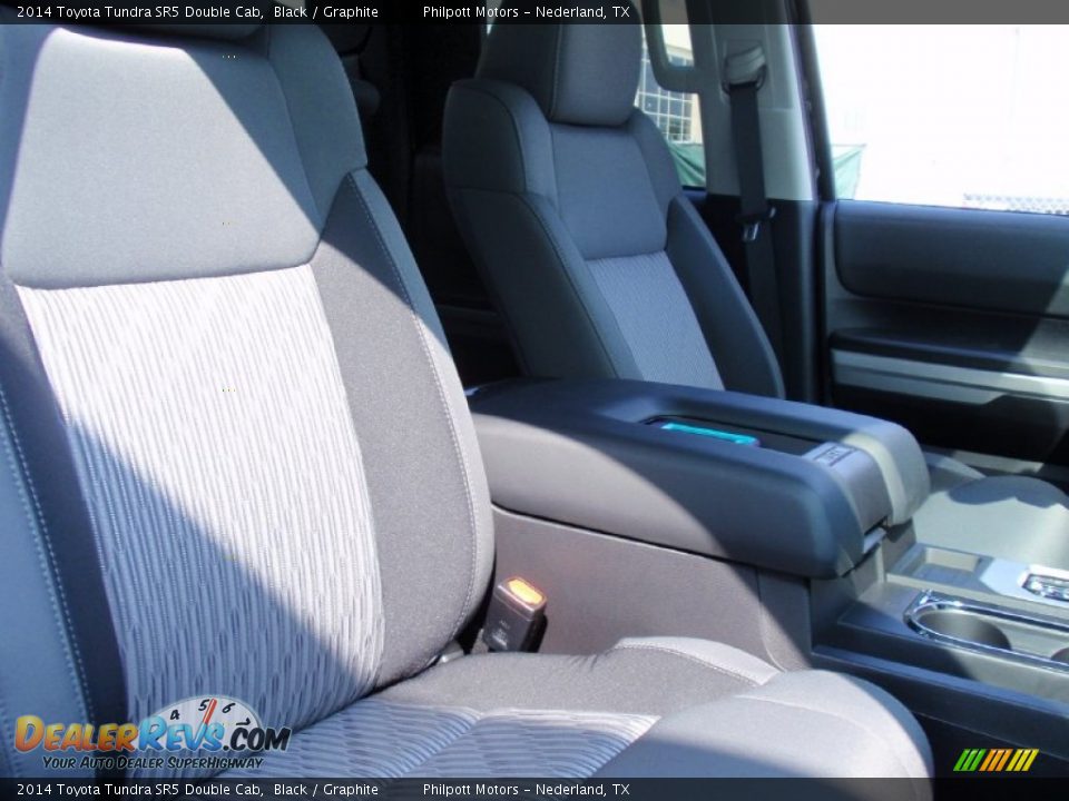 2014 Toyota Tundra SR5 Double Cab Black / Graphite Photo #20
