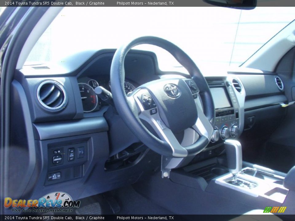 2014 Toyota Tundra SR5 Double Cab Black / Graphite Photo #25