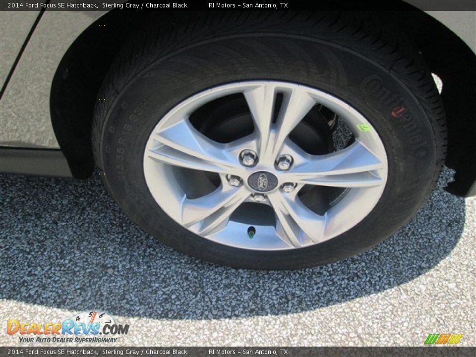 2014 Ford Focus SE Hatchback Sterling Gray / Charcoal Black Photo #2