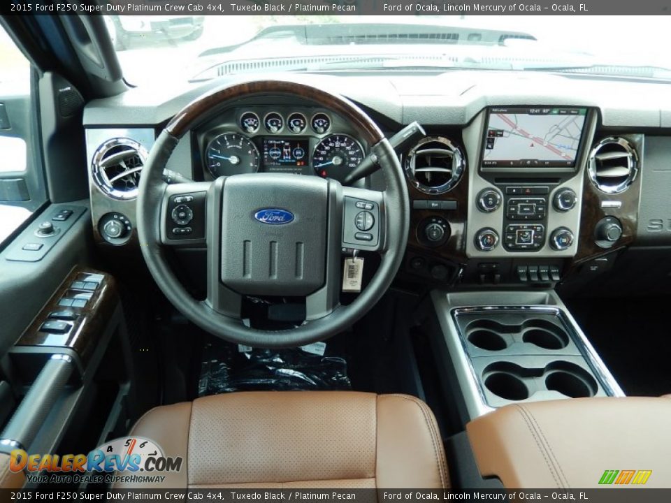 Dashboard of 2015 Ford F250 Super Duty Platinum Crew Cab 4x4 Photo #8