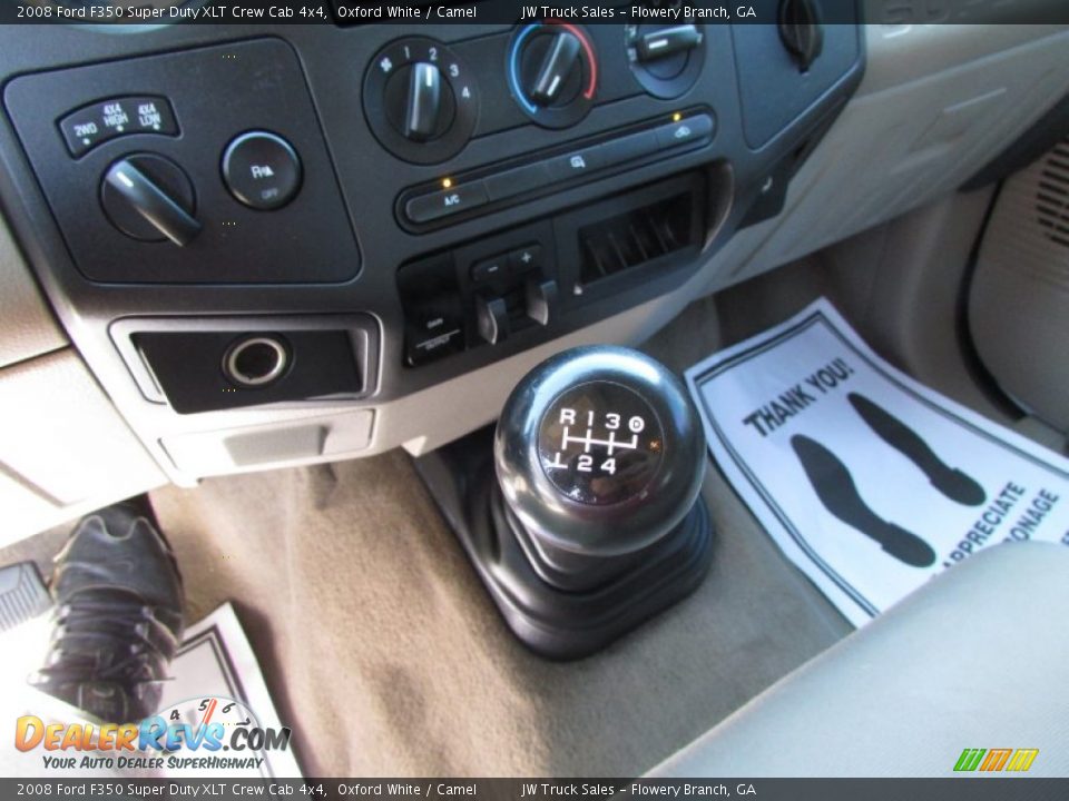 2008 Ford F350 Super Duty XLT Crew Cab 4x4 Oxford White / Camel Photo #26