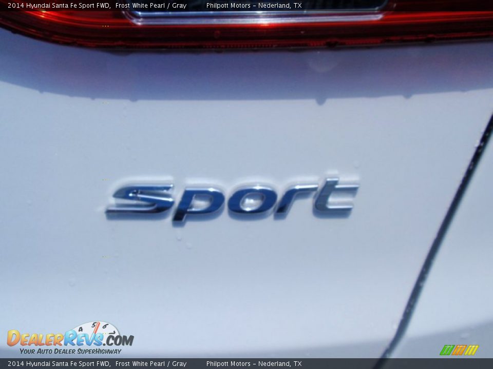 2014 Hyundai Santa Fe Sport FWD Frost White Pearl / Gray Photo #15