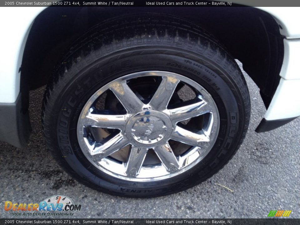 2005 Chevrolet Suburban 1500 Z71 4x4 Summit White / Tan/Neutral Photo #6