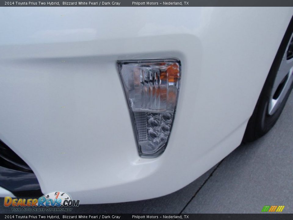 2014 Toyota Prius Two Hybrid Blizzard White Pearl / Dark Gray Photo #10