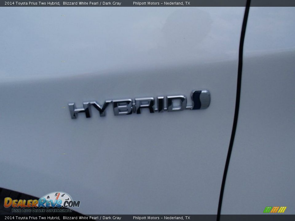 2014 Toyota Prius Two Hybrid Blizzard White Pearl / Dark Gray Photo #13