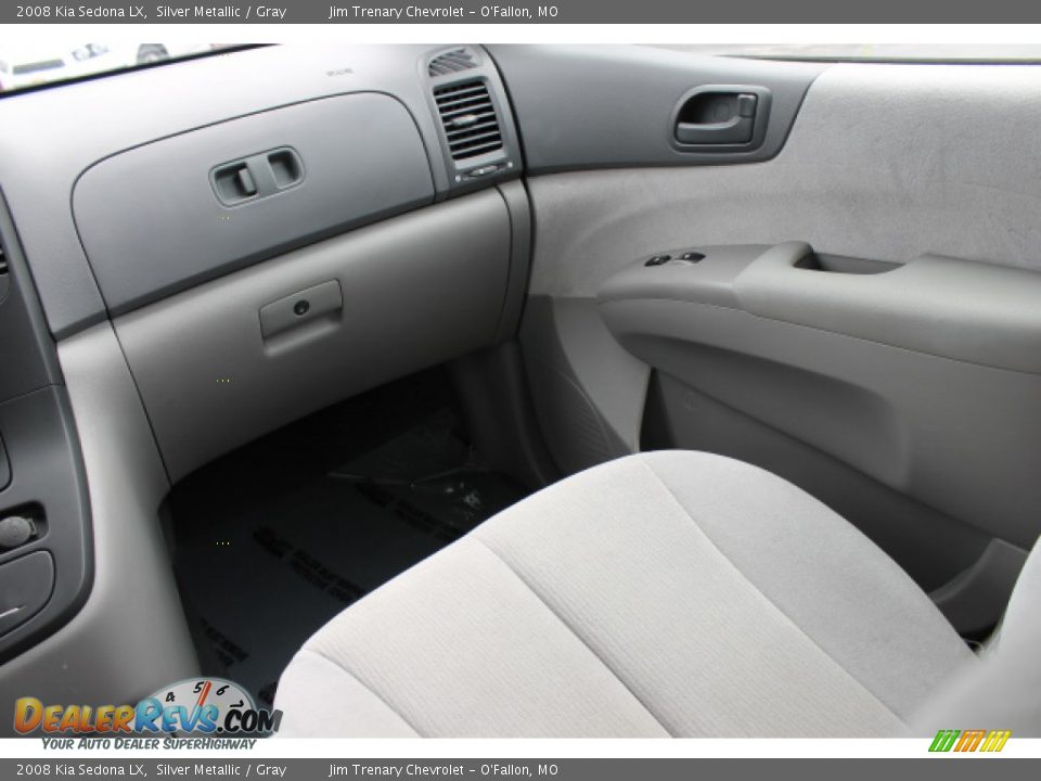 2008 Kia Sedona LX Silver Metallic / Gray Photo #13