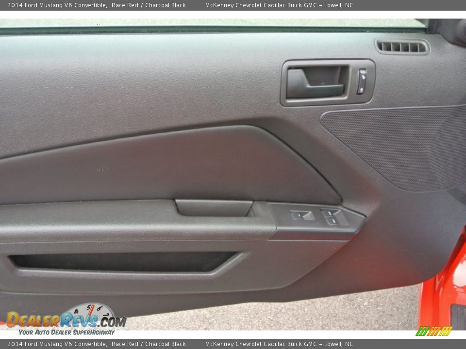 2014 Ford Mustang V6 Convertible Race Red / Charcoal Black Photo #10