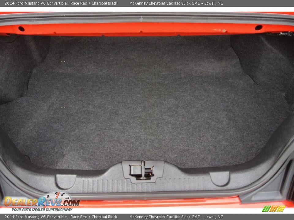 2014 Ford Mustang V6 Convertible Race Red / Charcoal Black Photo #18