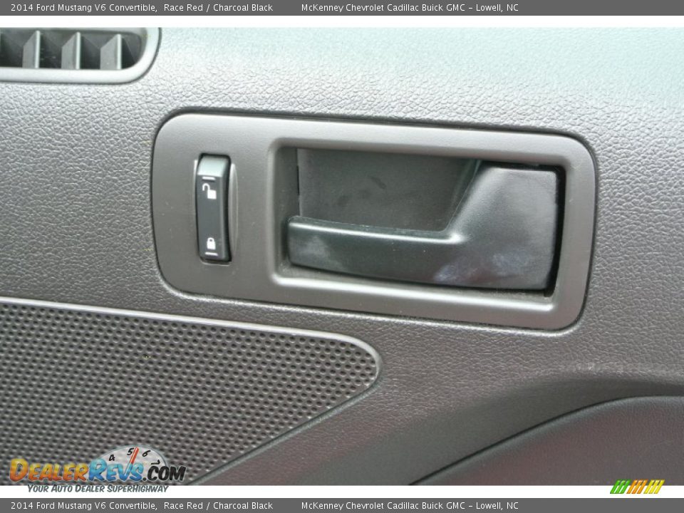 2014 Ford Mustang V6 Convertible Race Red / Charcoal Black Photo #24